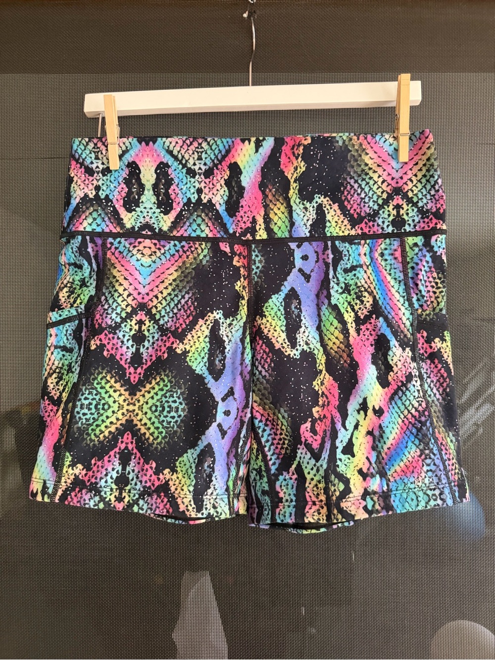 CVG Hypnotized 5 inch shorts